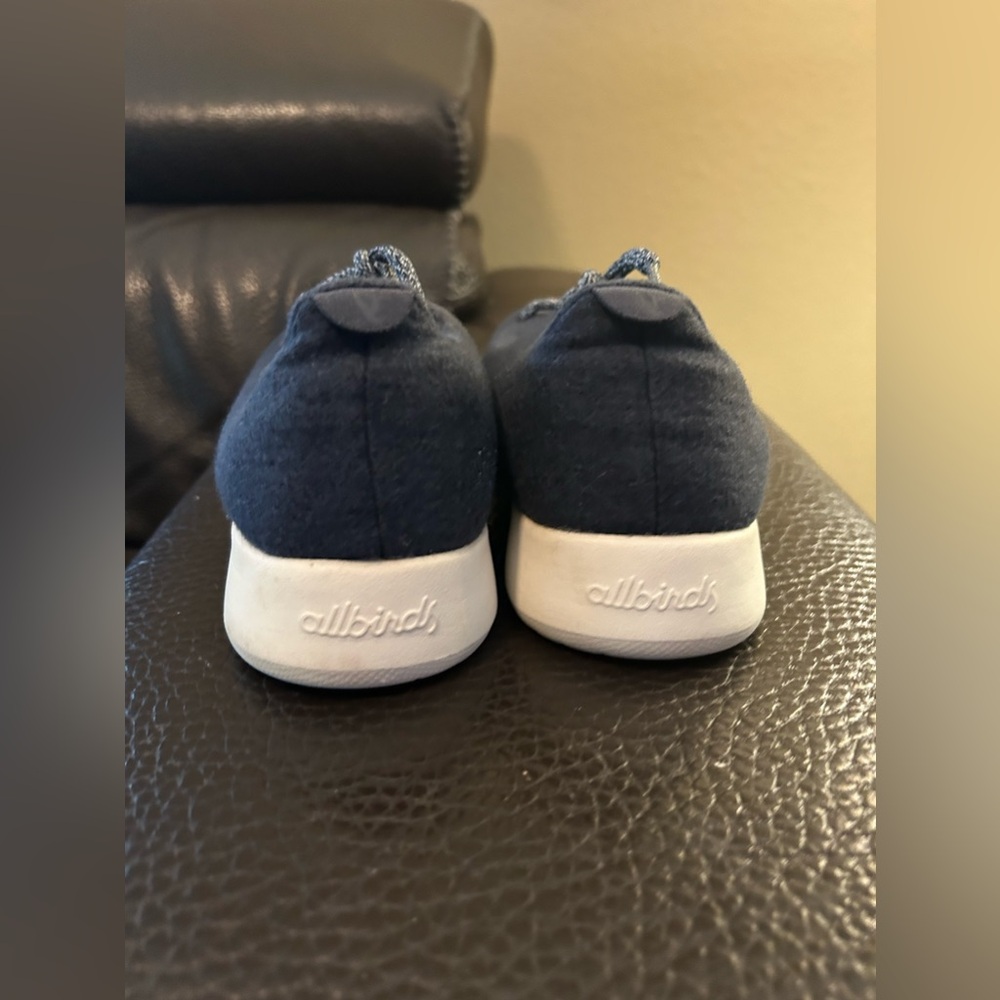 Allbirds Women’s Wool WR Navy Running‎ Shoes Size 9 - Picture 3 of 8